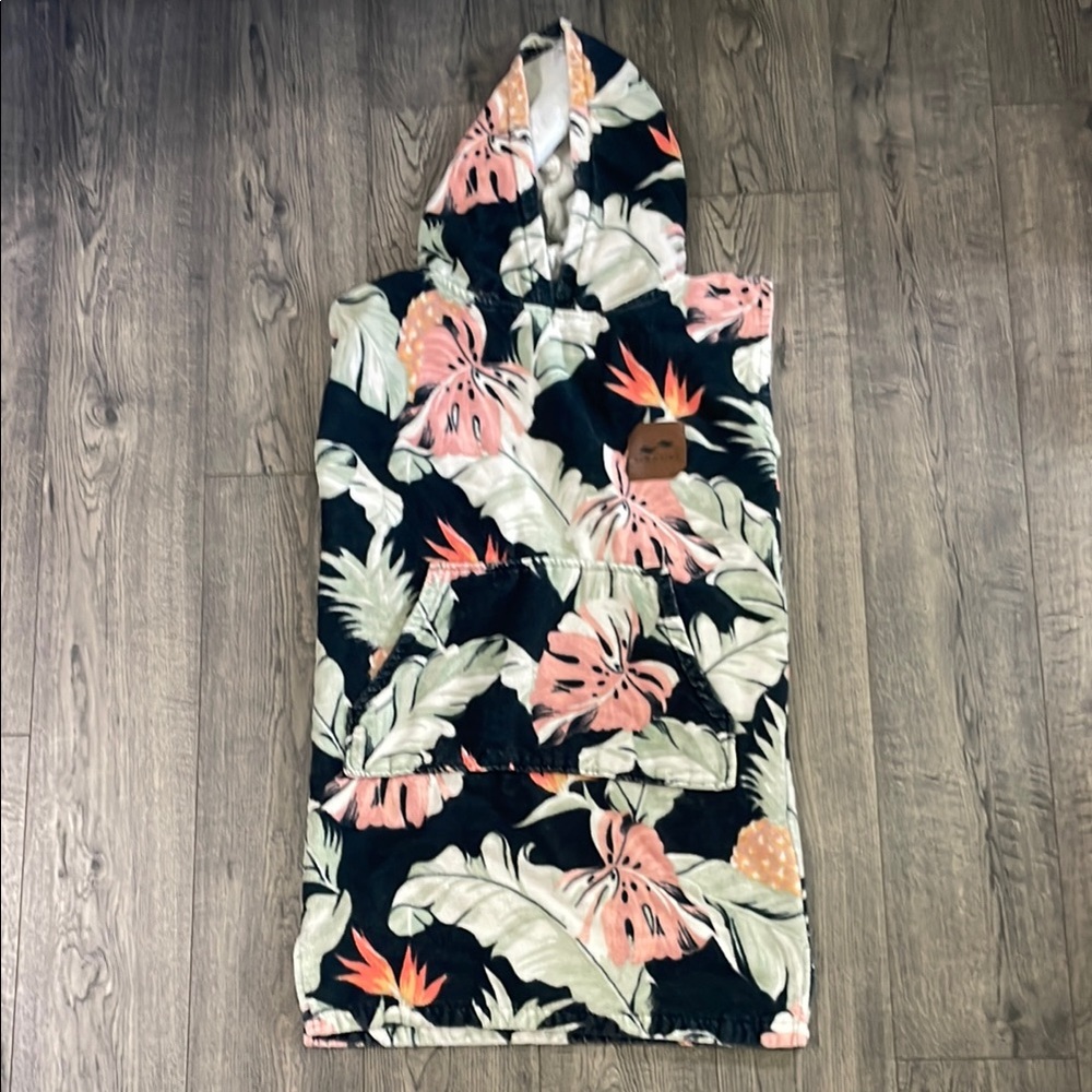 Slowtide poncho kids towel